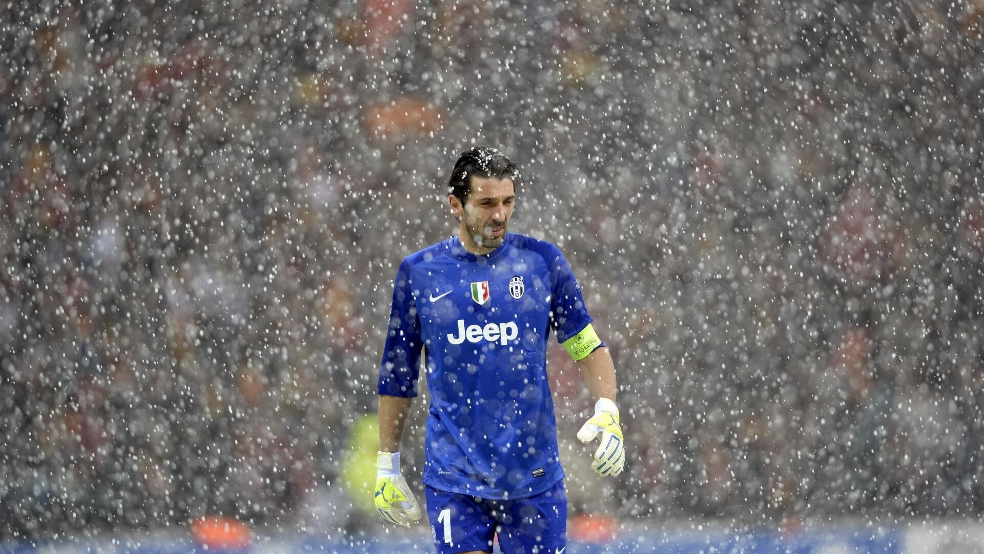 C罗与80激战巴塞罗那分钟，爆冷胜负难料！，Ning焦点对战全场沸腾不已